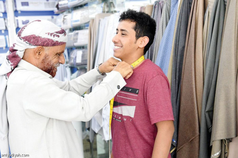الخياطة الرجالية
تزدحم بالشباب