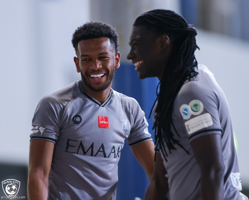 اجتماع يحفز لاعبي الهلال للطائي