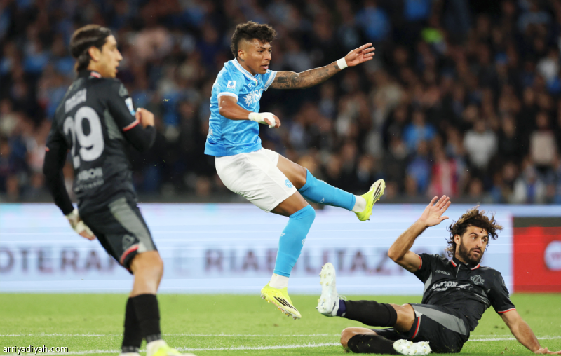 نابولي يؤجل تتويج إنتر برباعية كريمونيزي