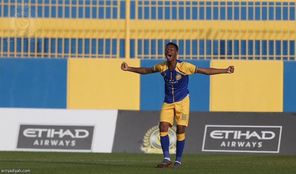 النصر يمزق شباك الهلال في دوري الشباب