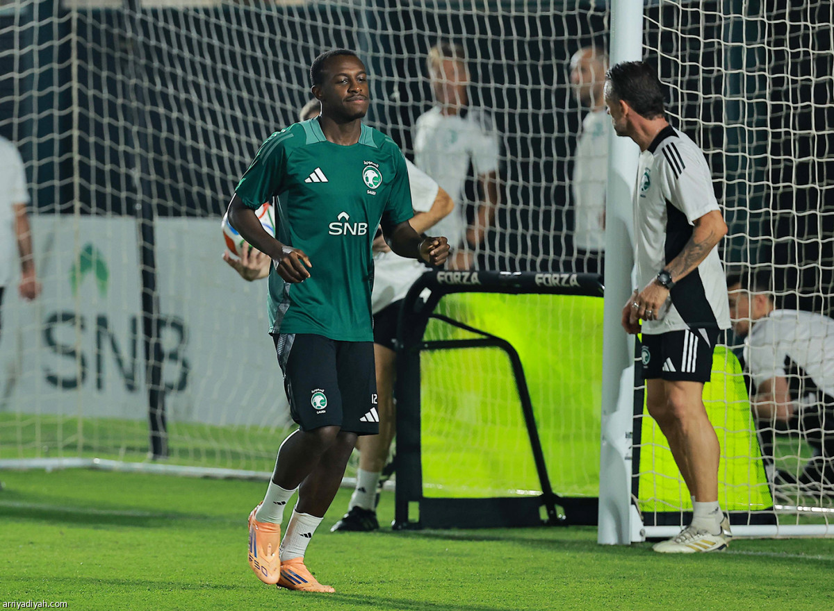 الصقور.. تحضيرات مكثفة