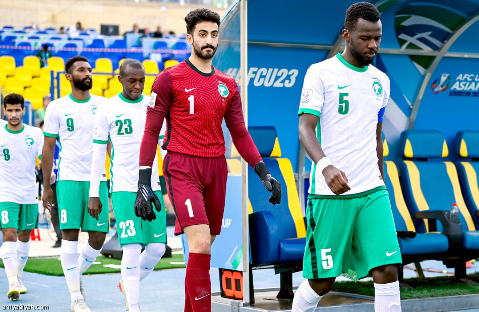 الأخضر وأوزبكستان
يكرران موقعة 2020