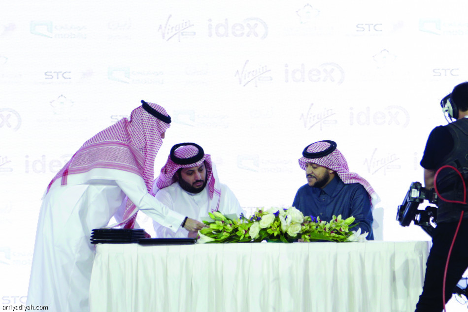 “فريقي”.. نقلة جديدة والبداية 7 ملايين