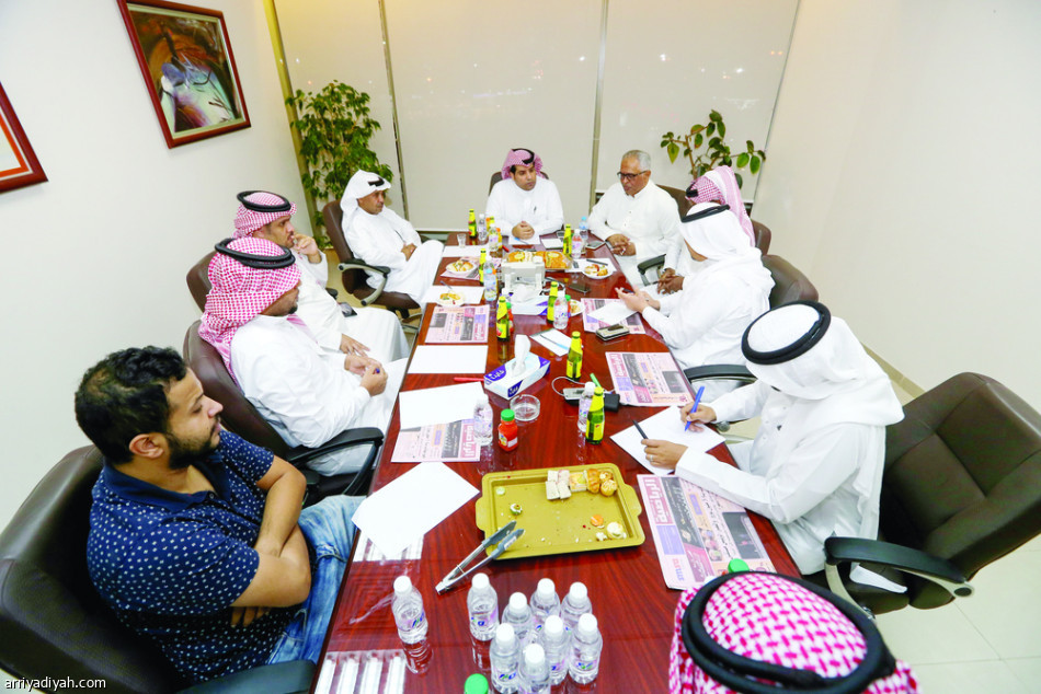 غرفة خاصة لجماهير الاتحاد والأهلي