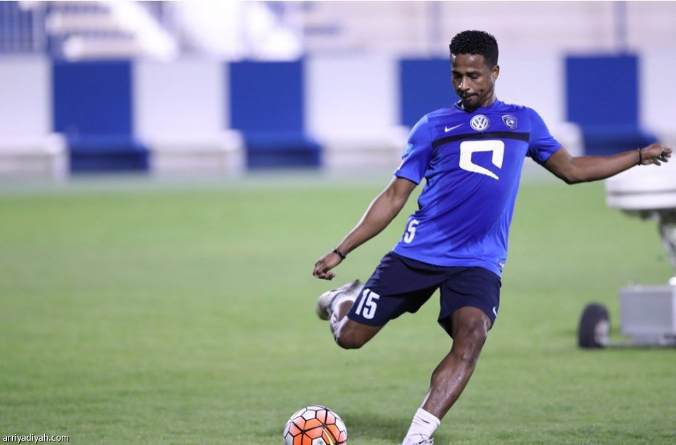 الشمراني يعود لتدريبات الهلال