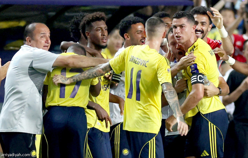 النصر يتأهل إلى نهائي كأس السوبر السعودي بعد فوزه على الاتحاد بعشرة لاعبين