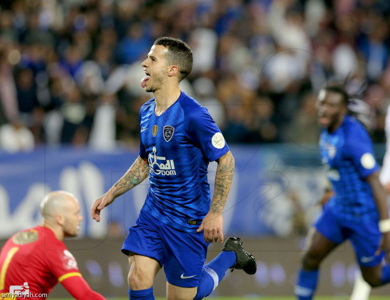 دشّن الإيطالي جوفينكو، لاعب الهلال، أهدافه مع فريقه، بعد أن تمكن من تسجيل الهدف الثالث في مرمى القادسية، وشارك الإيطالي بديلاً في الشوط الثاني للبيروفي كاريلو، وقدم جيوفينكو مستوى مميزًا جدًّا في اللحظات التي شارك فيها.