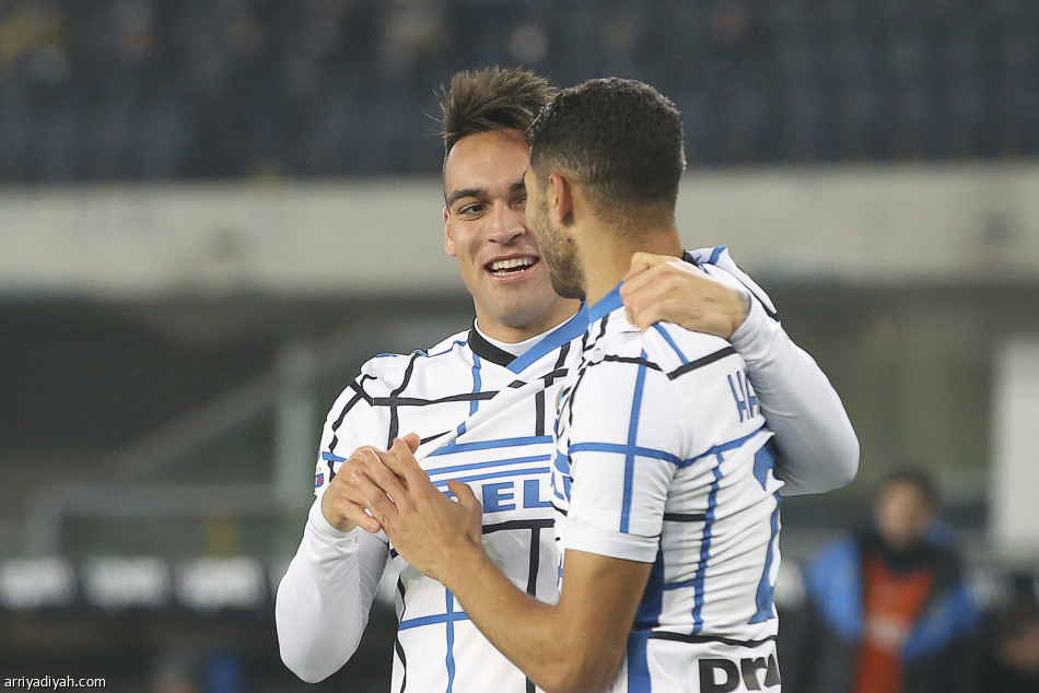 الإنتر يحقق انتصاره السابع على التوالي