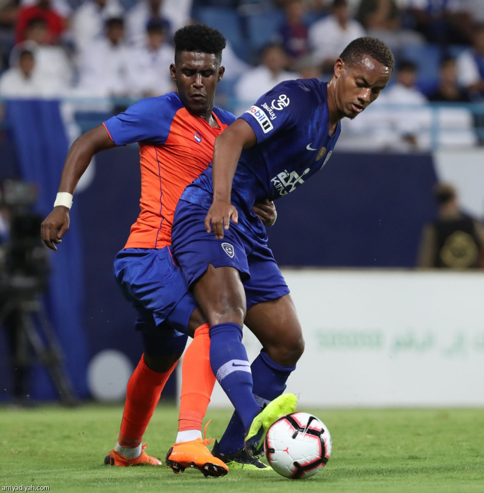 الهلال يستهل حملة الدفاع عن اللقب بجزائية