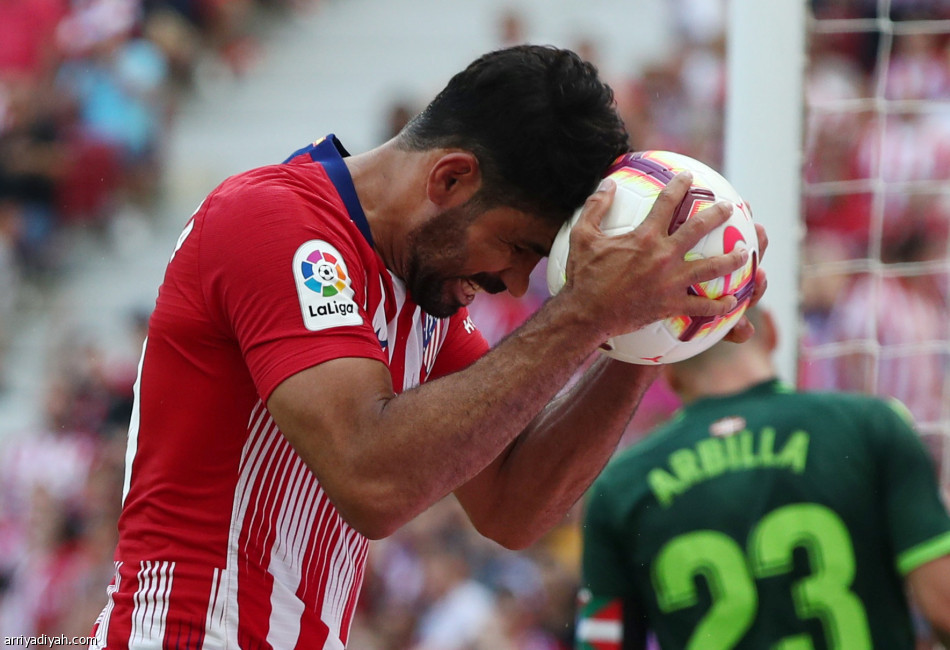 أتلتيكو مدريد يفلت من الخسارة أمام إيبار