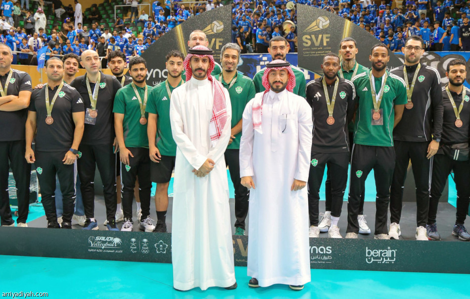 الهلال يتوج بـ «نخبة» الطائرة