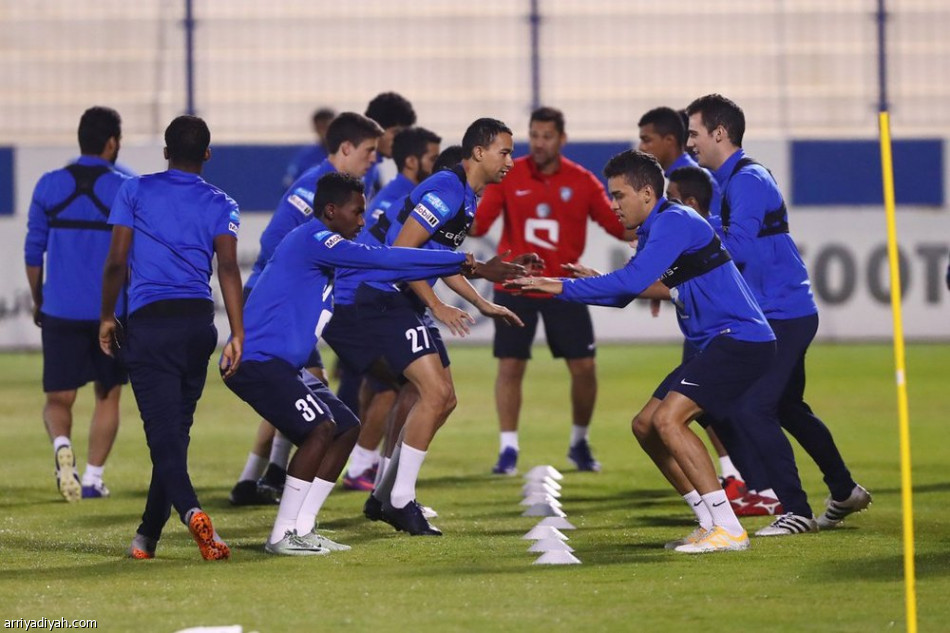 دياز يمنح الدوليين راحة .. وسالم يغيب عن الهلال