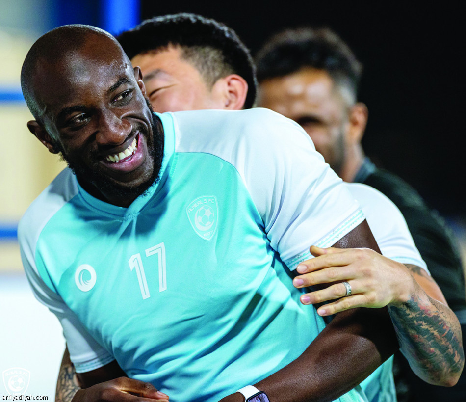 دياز.. 
يدشن المواجهة الـ 17 آسيويّا