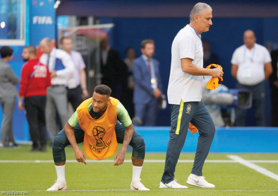 البرازيل 
تصطدم بجدران المكسيك