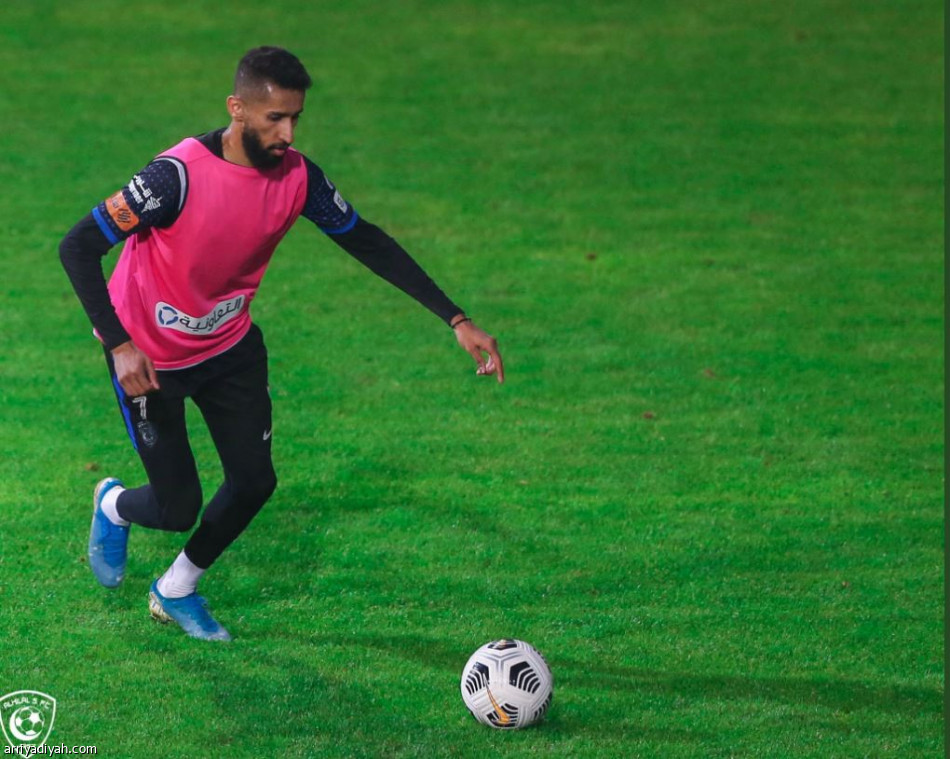 «اختصاصي تغذية» ينضم إلى الهلال