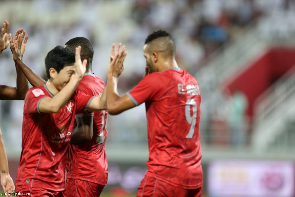 الدوري القطري: التعادل يخيم على مباراة لخويا مع السد