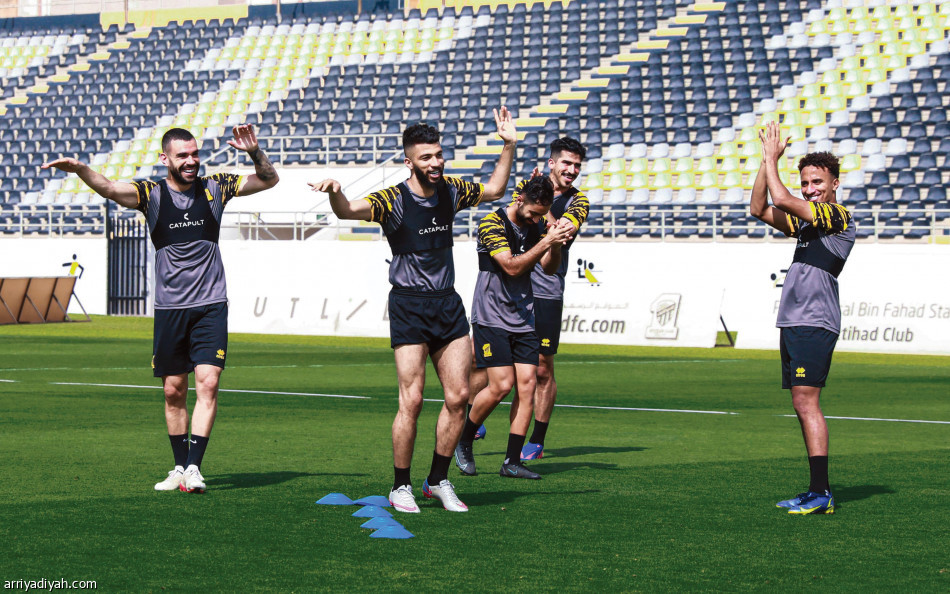 أمام الهلال.. 
رومانيان رجحا الاتحاد