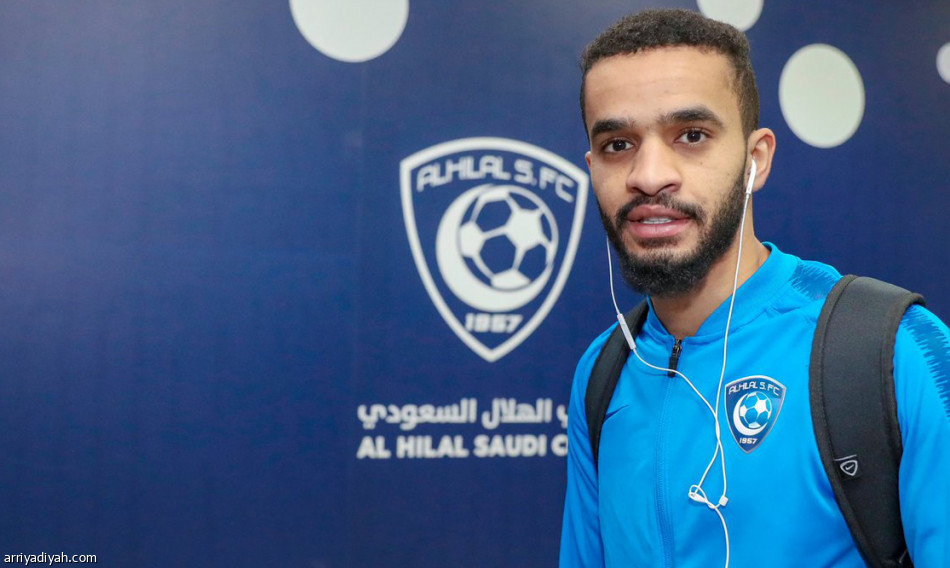 قبل الكلاسيكو.. 
الهلال يمرر.. والاتحاد يصنع