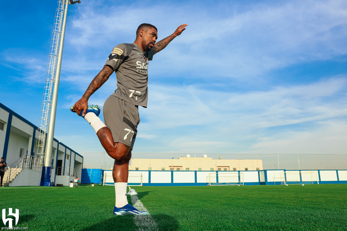 الهلال.. يوم كامل