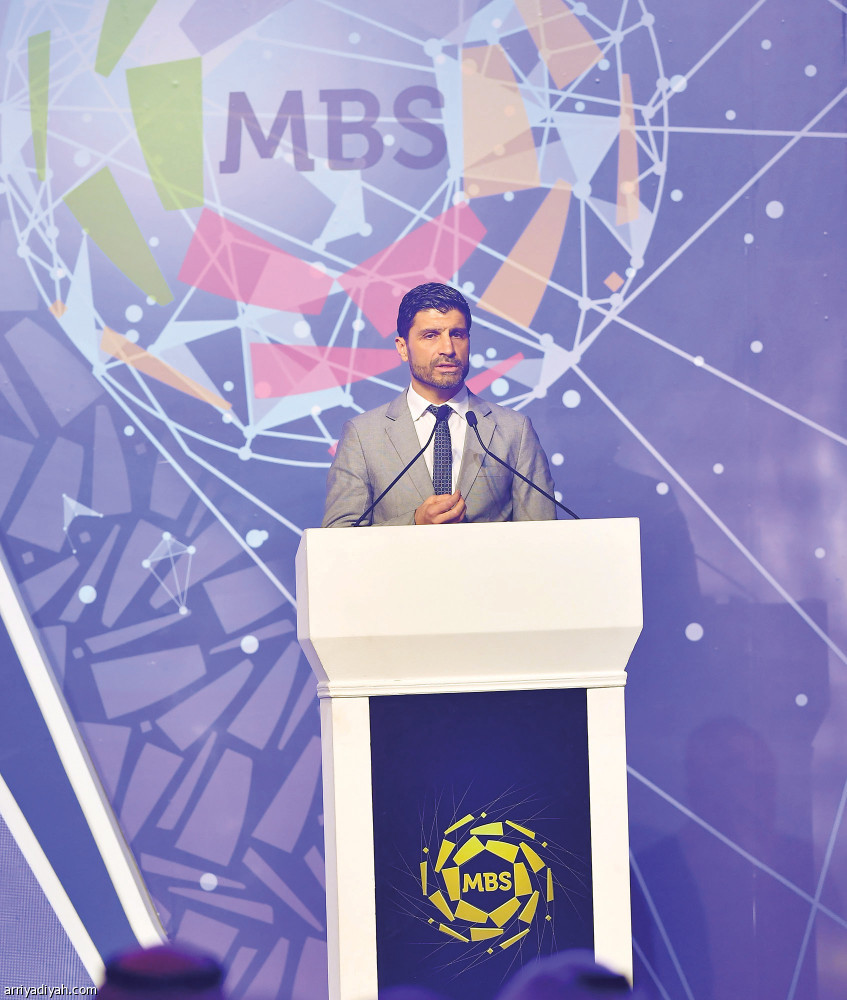 حمد الله.. 
نجم الدوري السعودي