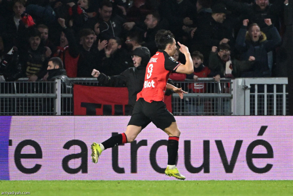 بثلاثية.. رين يوقف انتصارات باريس