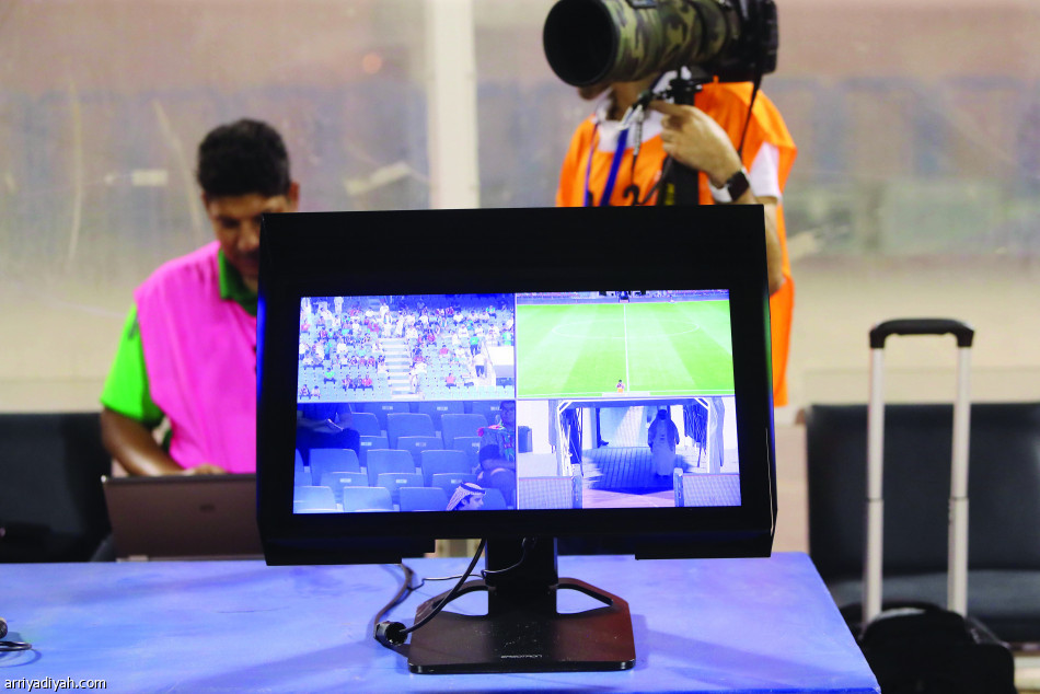 كلاتنبرج
يقود 