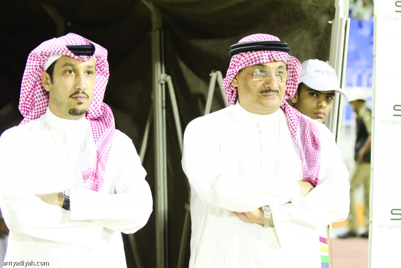 في المطار والمدرج.. استفزاز ممنهج