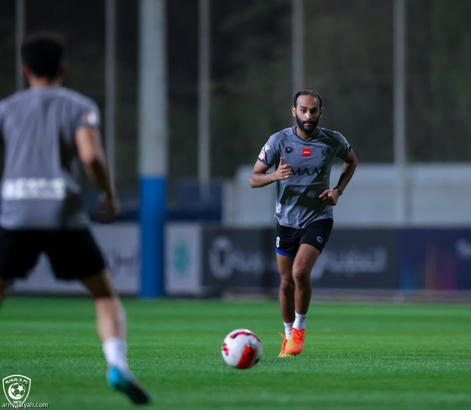 ميشيل ينتظم في تدريبات الهلال