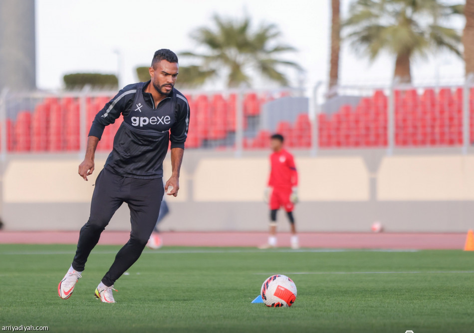 الطائي يرحب بـ«باجندوح».. ويستعد للهلال