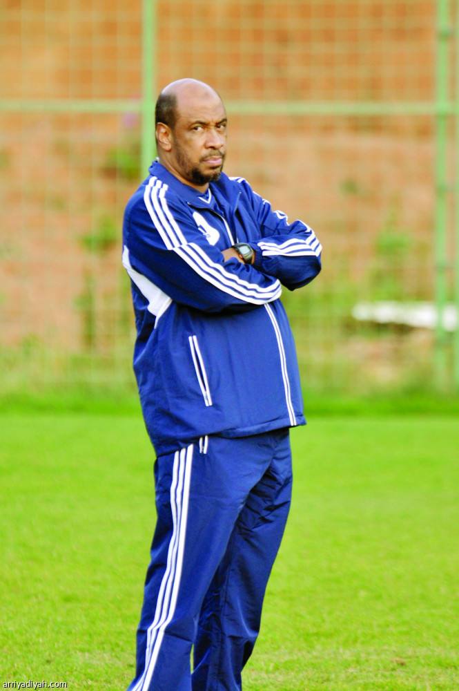 كشفوا عشقهم للنصر فخرجت أغنية (متصدر لا تكلمني)