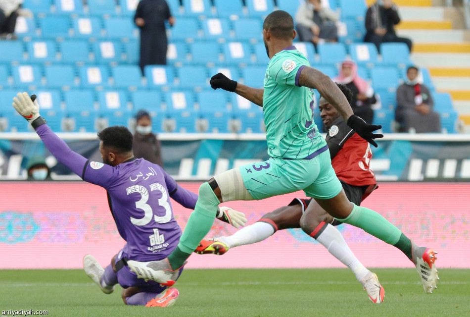 الرائد يسقط الضيف الـ 25
