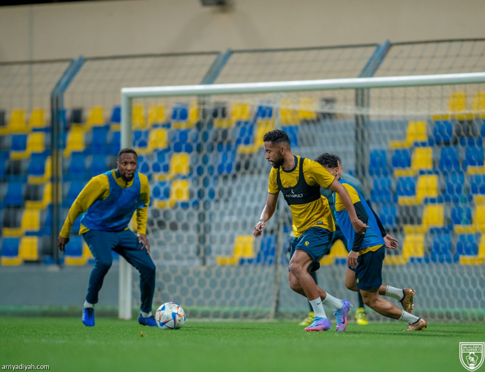 شاموسكا يرفع تحضيرات مواجهة الهلال