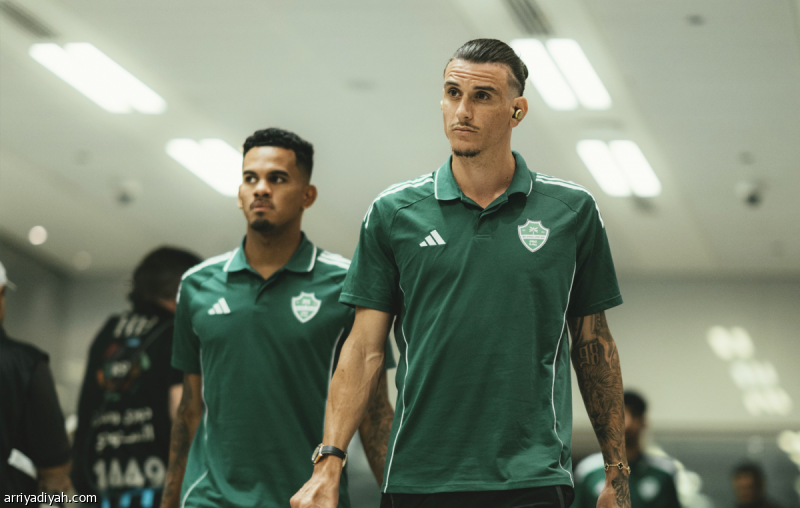 الأهلي يعاقب جالينو بسبب التأخير ويعتمد على أبو الشامات في التشكيل الأساسي ضد نيوم