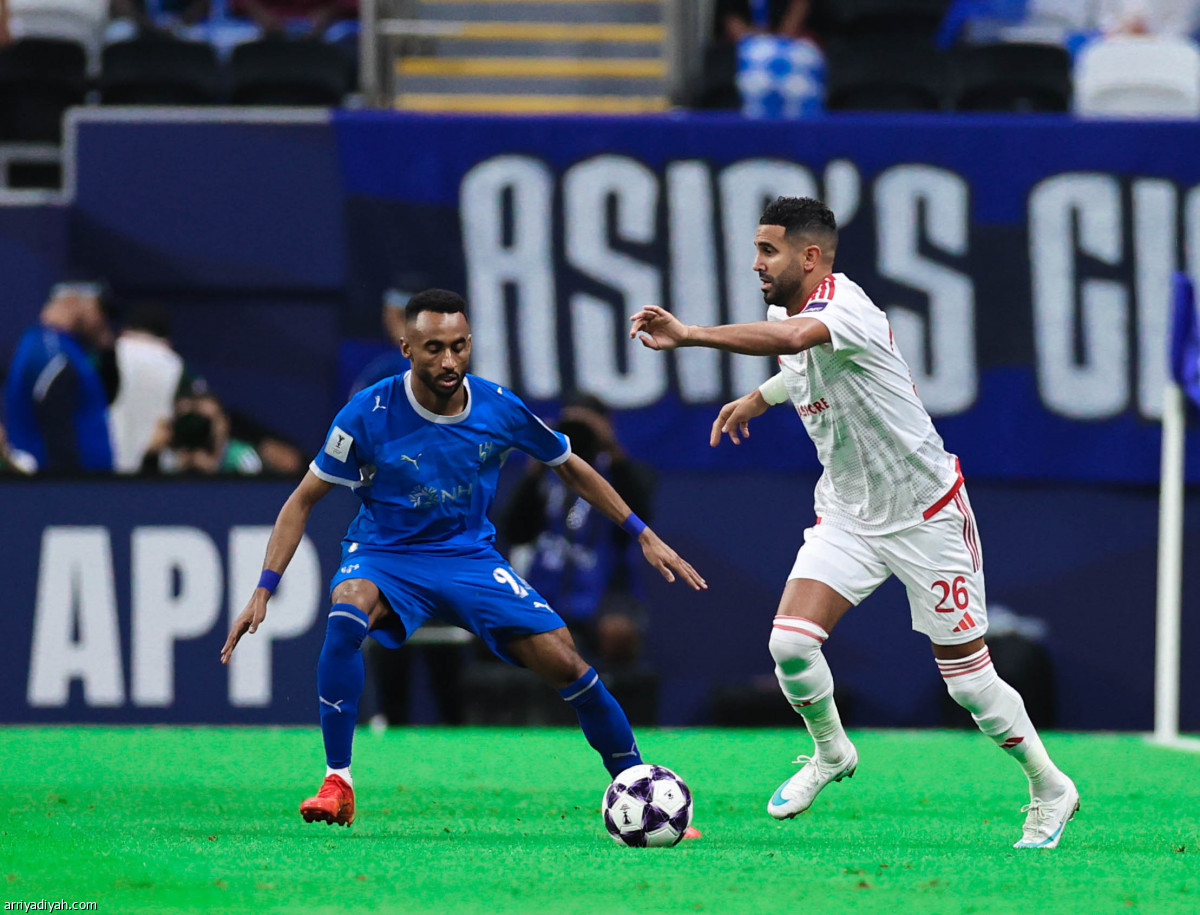 الهلال يتوقف