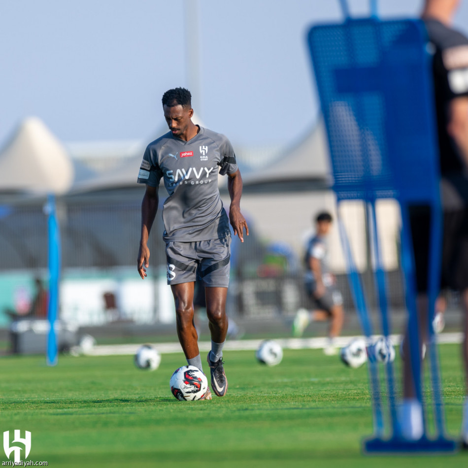 الهلال يبدأ تحضيرات الشباب