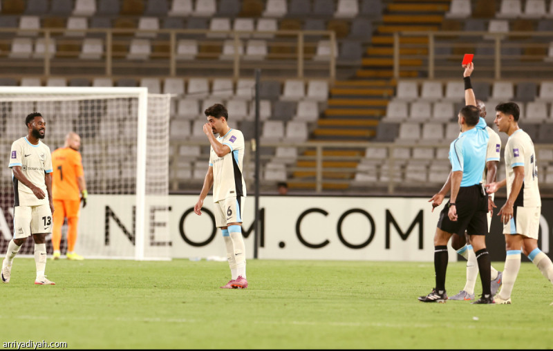 مهند الشنقيطي يتلقى أول بطاقة حمراء في مسيرته مع الاتحاد في دوري أبطال آسيا