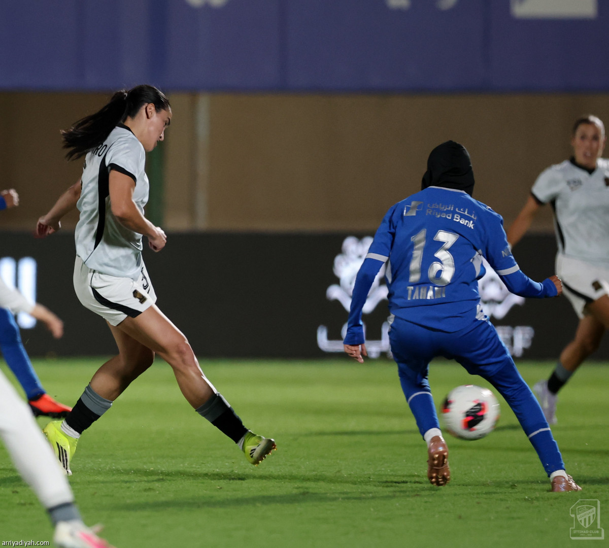 «كلاسيكو» السيدات.. اتحادي