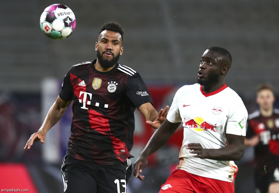 بايرن يقترب من حسم الدوري التاسع تواليا