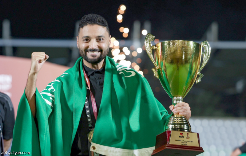 ماذا تعرف عن أحمد الحنفوش مدرب أخضر 17 في آسيا؟