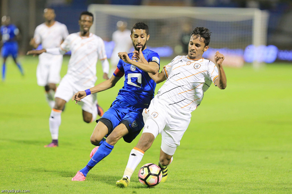 الديربي..
حادثة منصة.. وصورة جدلية