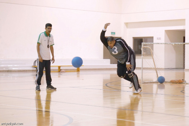 صورة التقطت أمس من تدريبات المنتخب السعودي لكرة الهدف (المركز الإعلامي ـ البارالمبية)