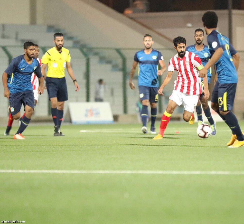 دوري الأولى.. العين يهزم الطائي ويحلق في الصدارة