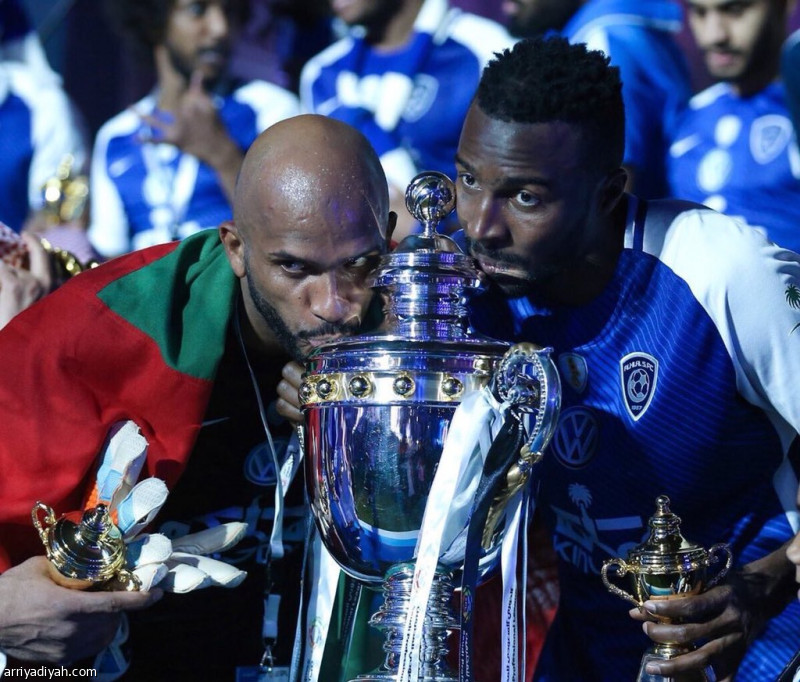 الهلال يودع أسامة هوساوي