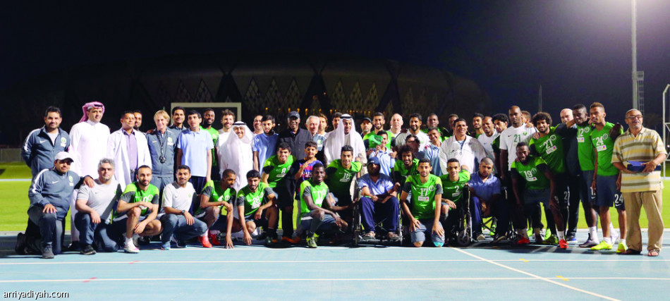 الرئيس يولعها بهاشتاق “منتخبنا ـ أولاً”