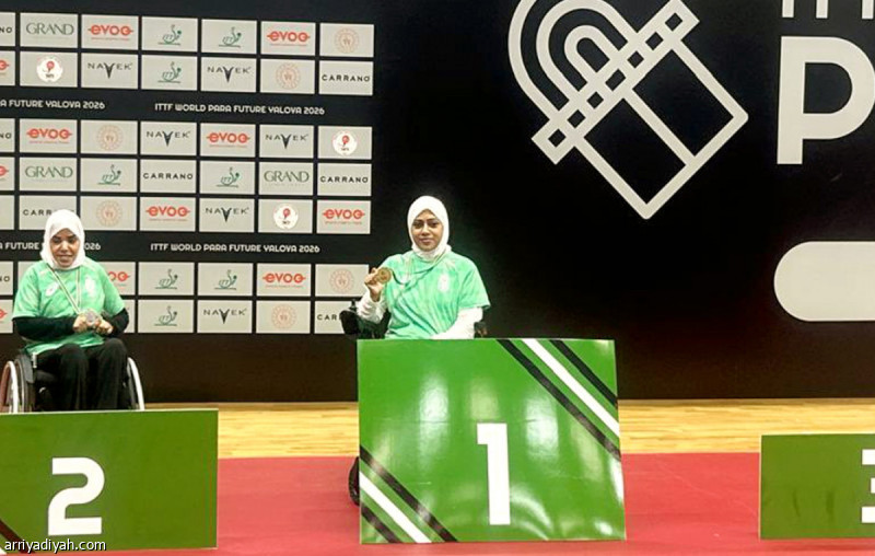 مريم وزهراء تخطفان ذهب وفضة طاولة تركيا