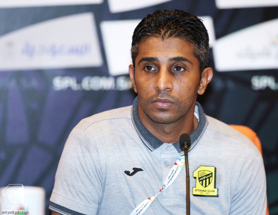 كورونادو
يمنح الهلال الفوز