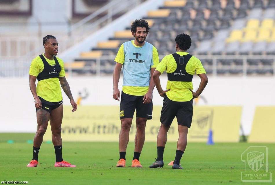 الاتحاد يتأهب للكلاسيكو بـ«معنويات عالية»