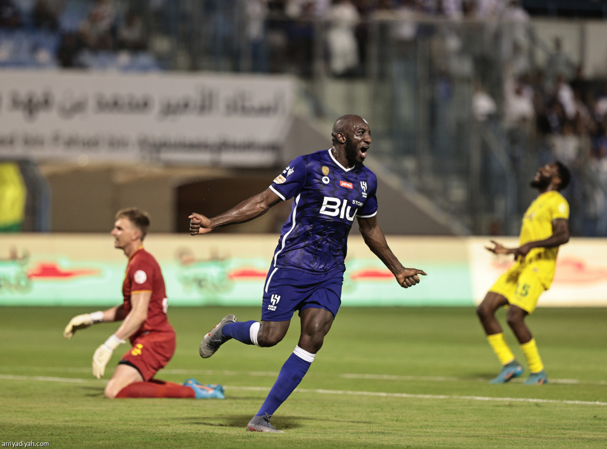 الهلال يدشن حملة الدفاع