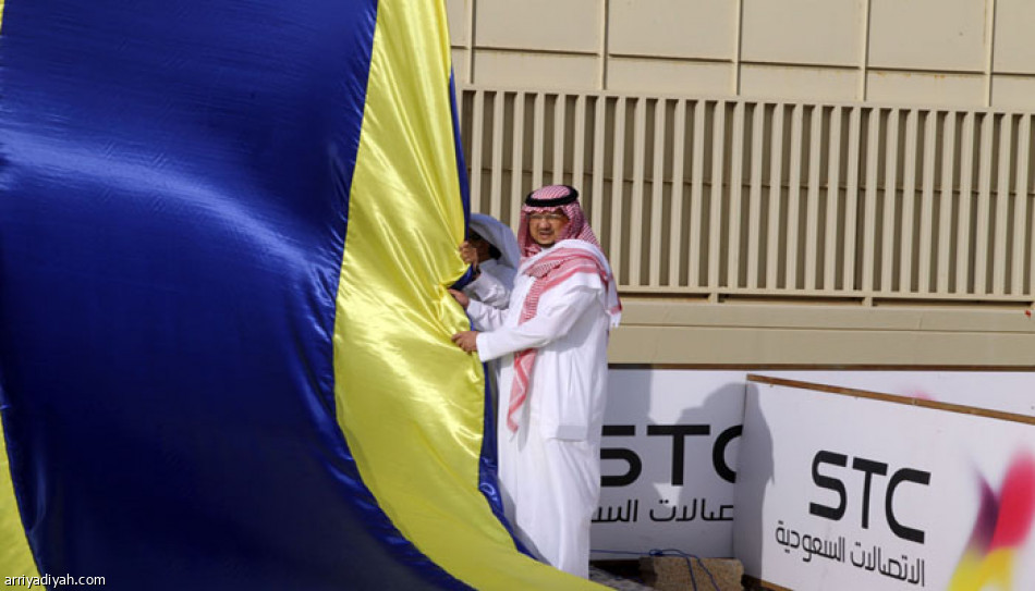 رئيس النصر يدشن مجسمين لمشاركة النصر في بطولة العالم