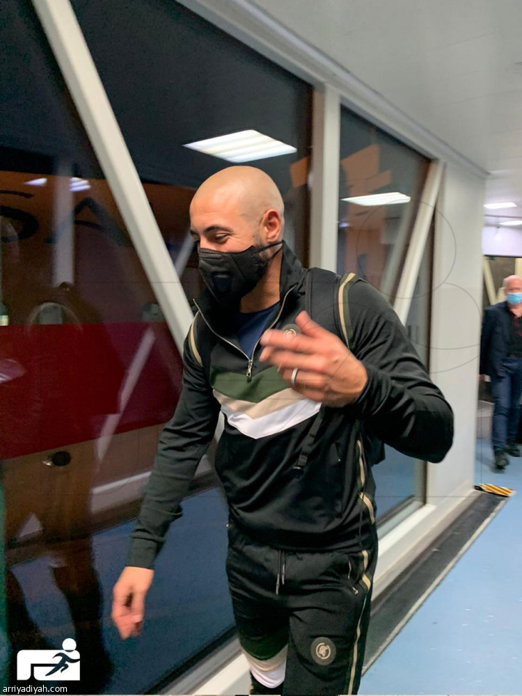 أمرابط يصل الرياض لدخول تدريبات النصر